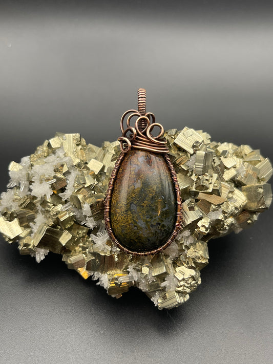 Vibrant Moss Agate Pendant