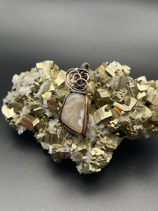 Oregon Druzy Plume Agate Pendant in Copper